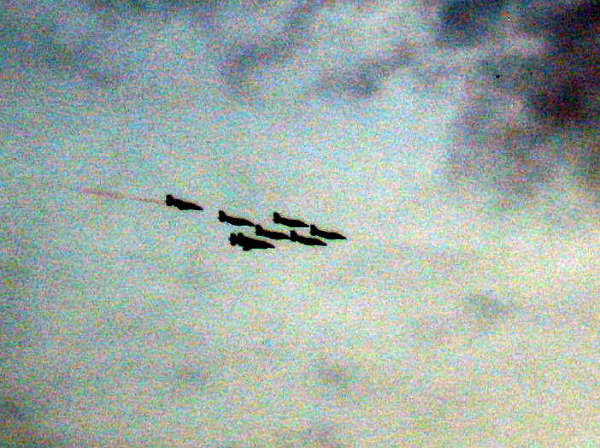 frecn red arrows flypast